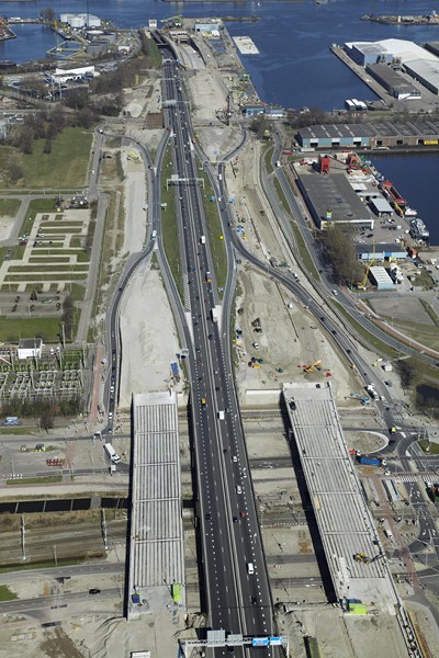 De eerste Coentunnel uit 1966